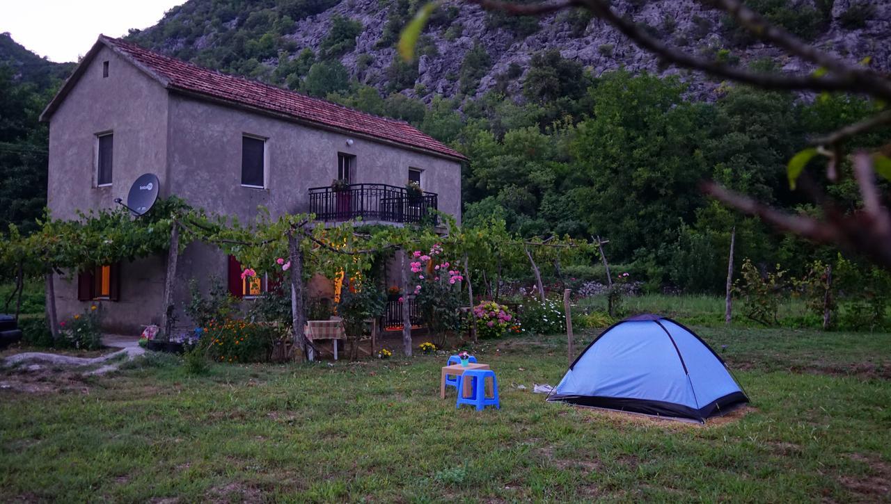 Camp Podkraj Hotell Virpazar Exteriör bild