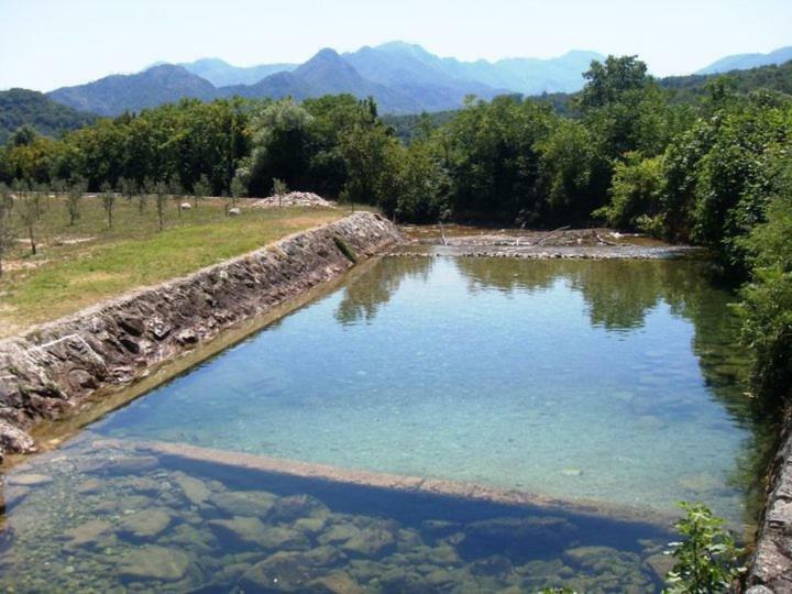 Camp Podkraj Hotell Virpazar Exteriör bild